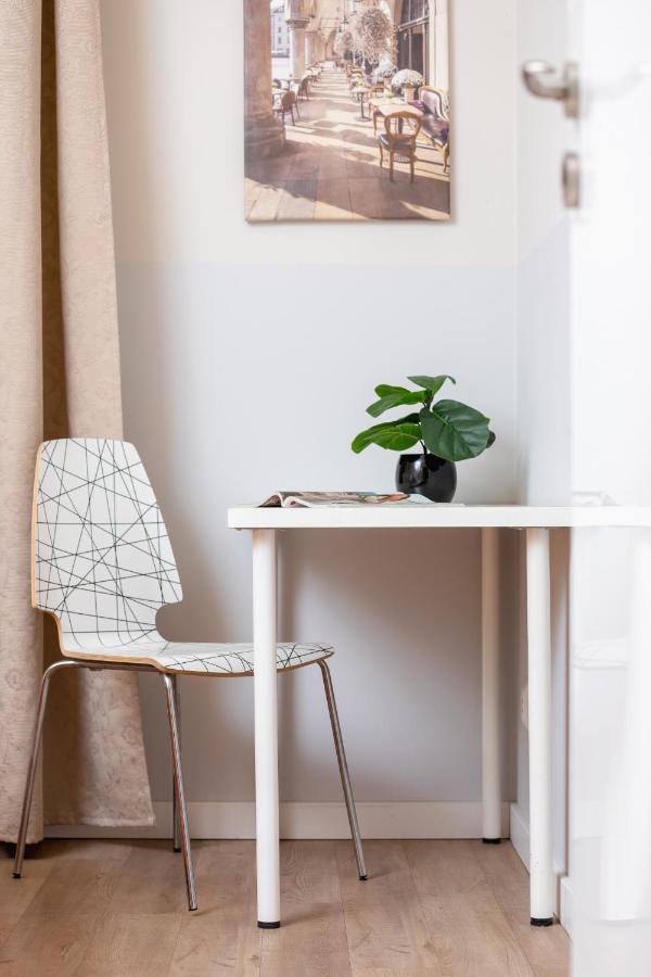 Central Planty Park Apartment Lobzowska By Noclegi Renters Krasków Εξωτερικό φωτογραφία